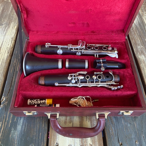 Buffet Crampon Other - Buffet Crampon E-11 Clarinet